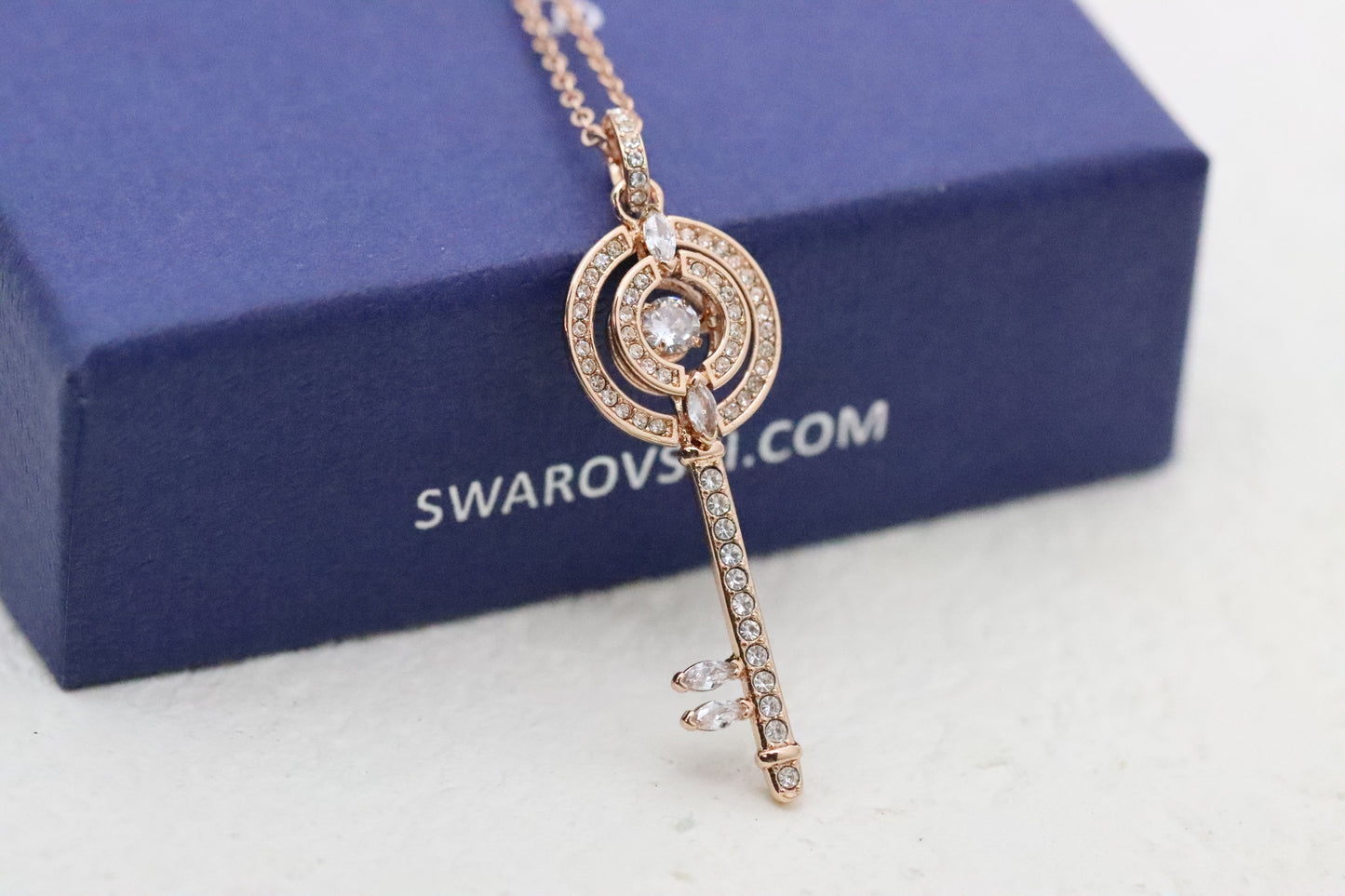 Rose Gold Beating Heart Key Clavicle Necklace