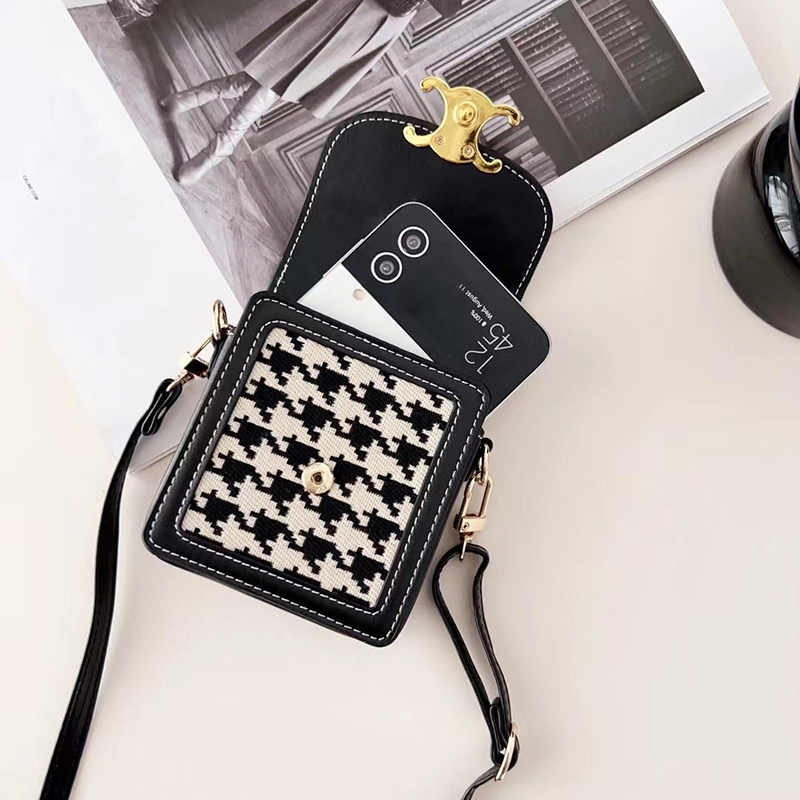 Vintage Arc de Triomphe Small Mobile Phone Bag