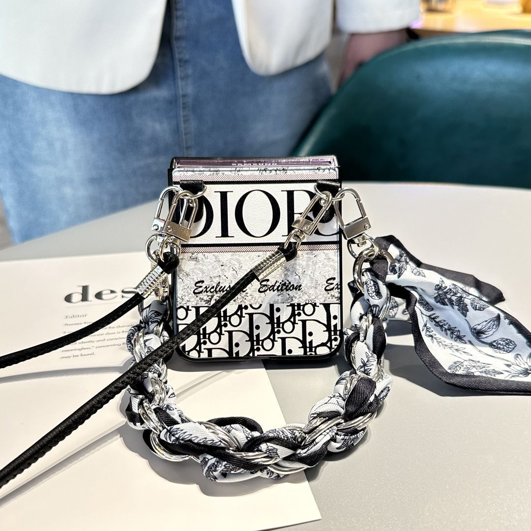 Fashion Embossed Scarf Chain Flip Case