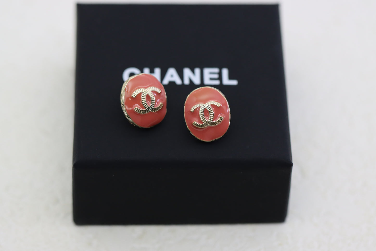 Pink enamel oval double C earrings