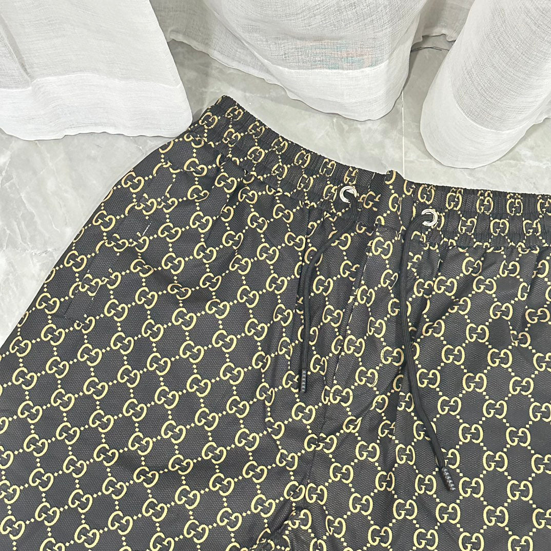 Practical and functional new classic casual beach shorts