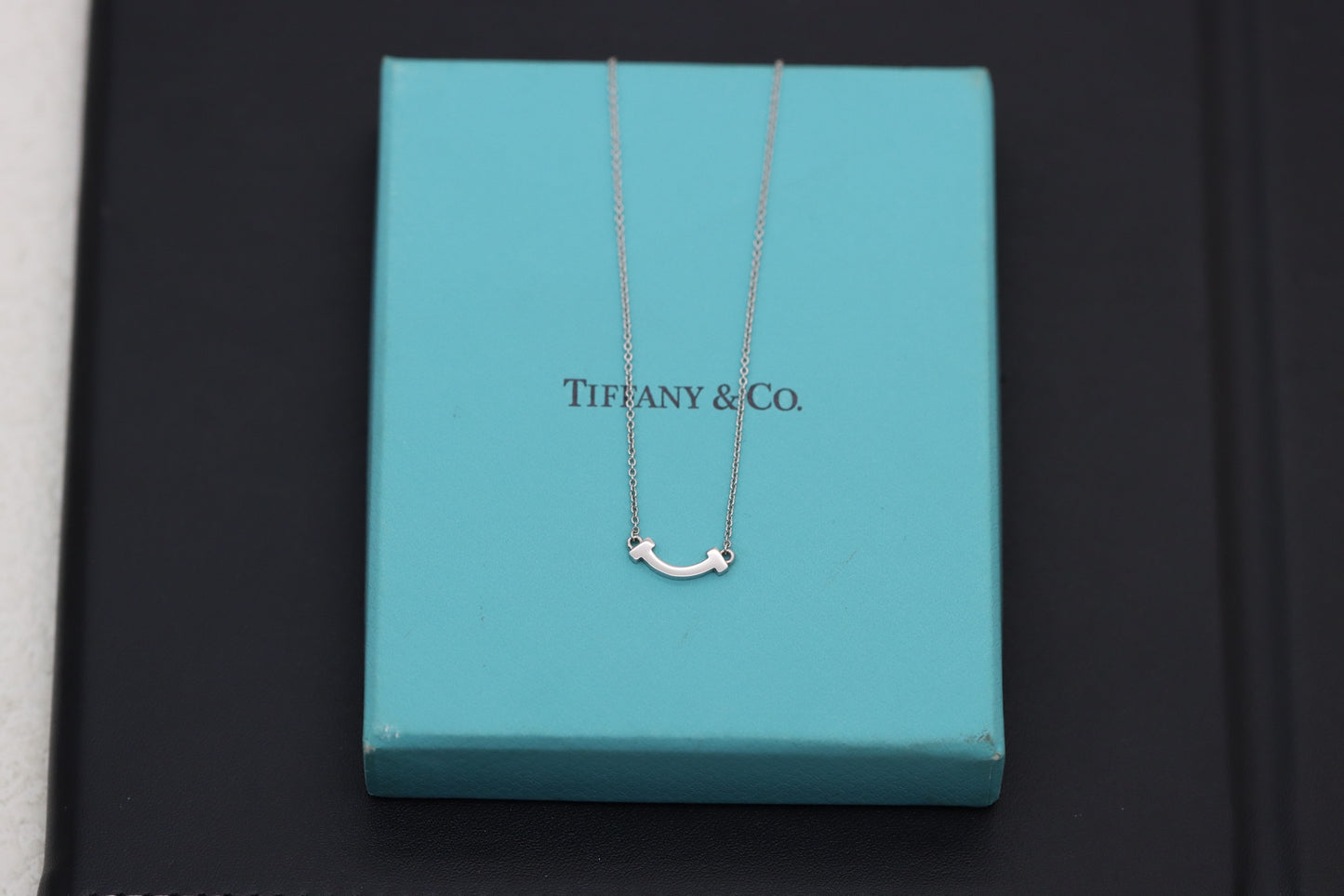 Mini Diamond-Free Smiley Face Necklace