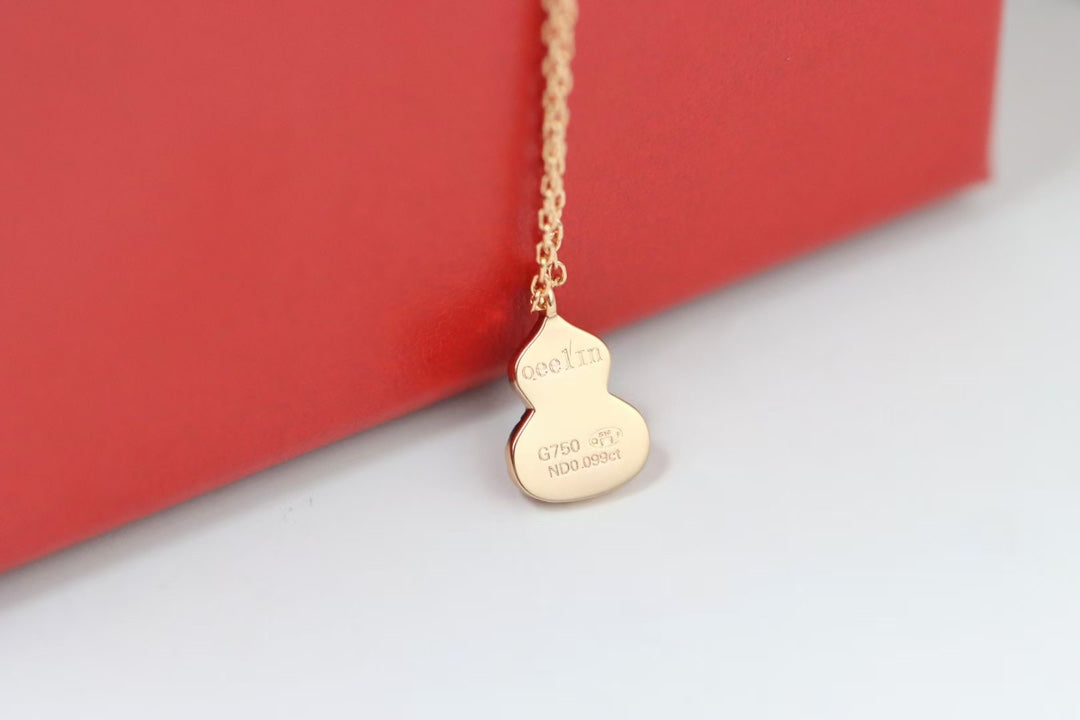 Green Gourd Necklace