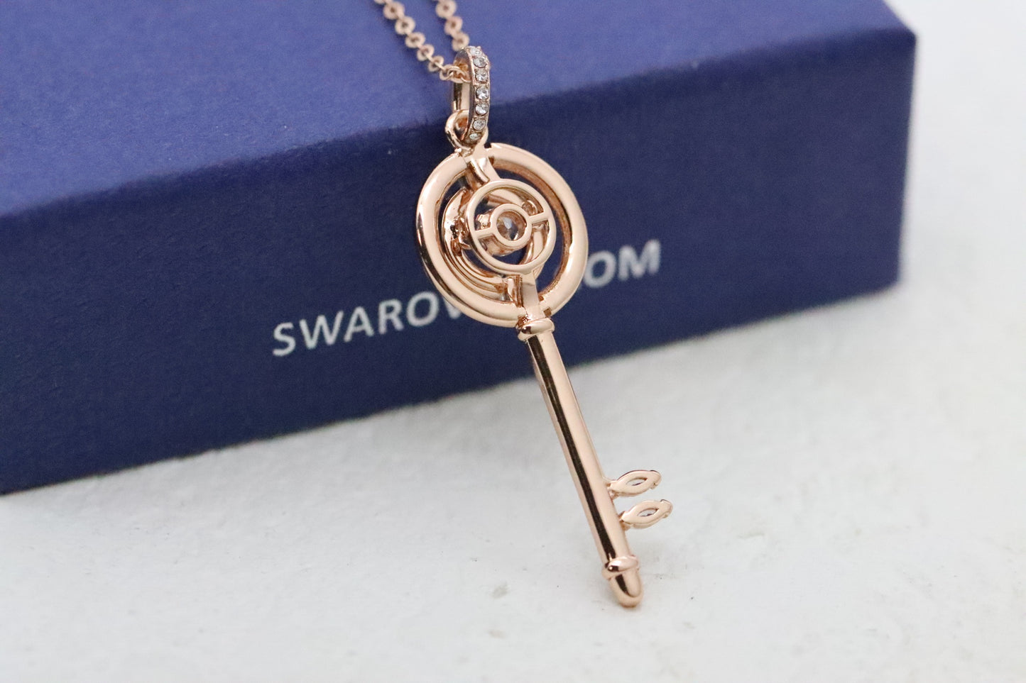 Rose Gold Beating Heart Key Clavicle Necklace