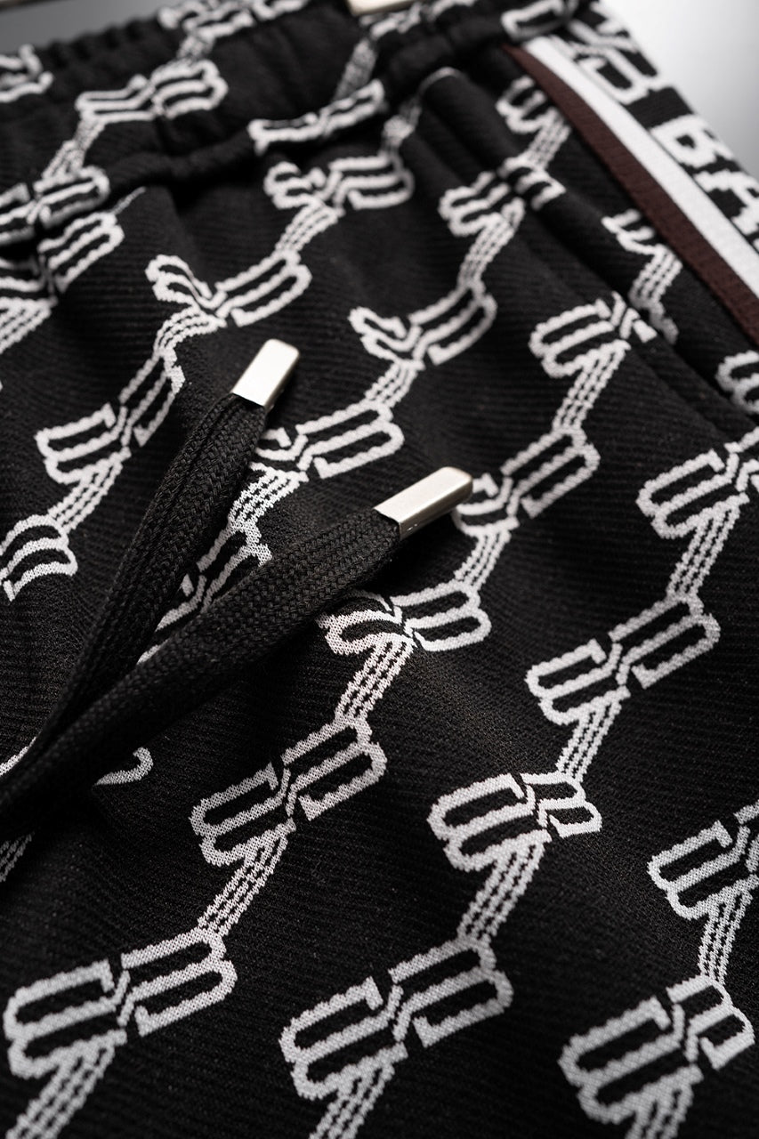 New knitted shorts, fashionable and casual shorts