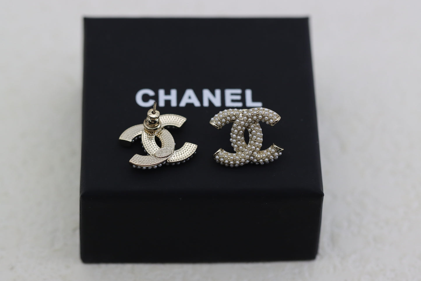 Silver diamond star double C earrings
