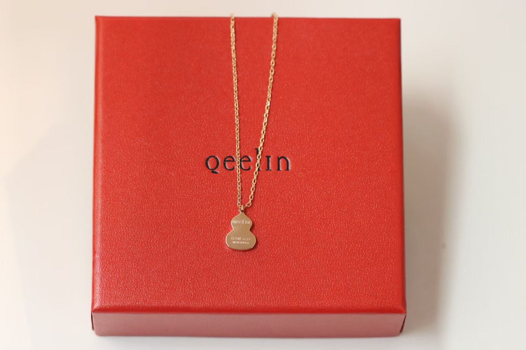 Green Gourd Necklace
