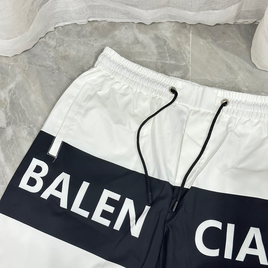 Black and white quick-drying beach shorts