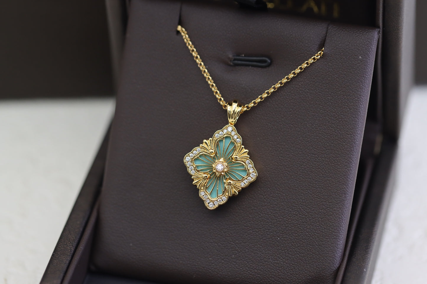 Full diamond green four-leaf clover double-sided clavicle necklace