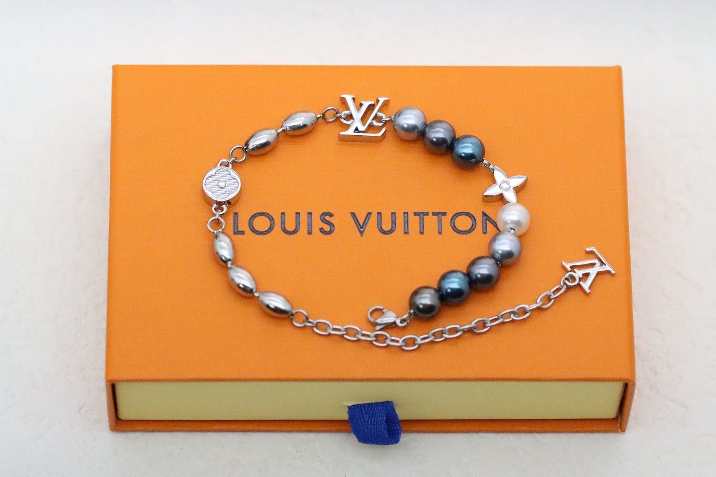 Colorful Pearl Floral Letter Bracelet