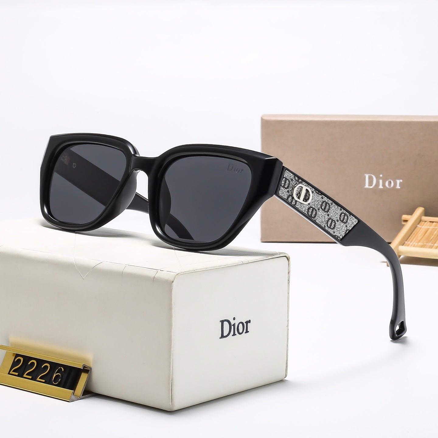7 Colors Classic Trendy Sunglasses 2226