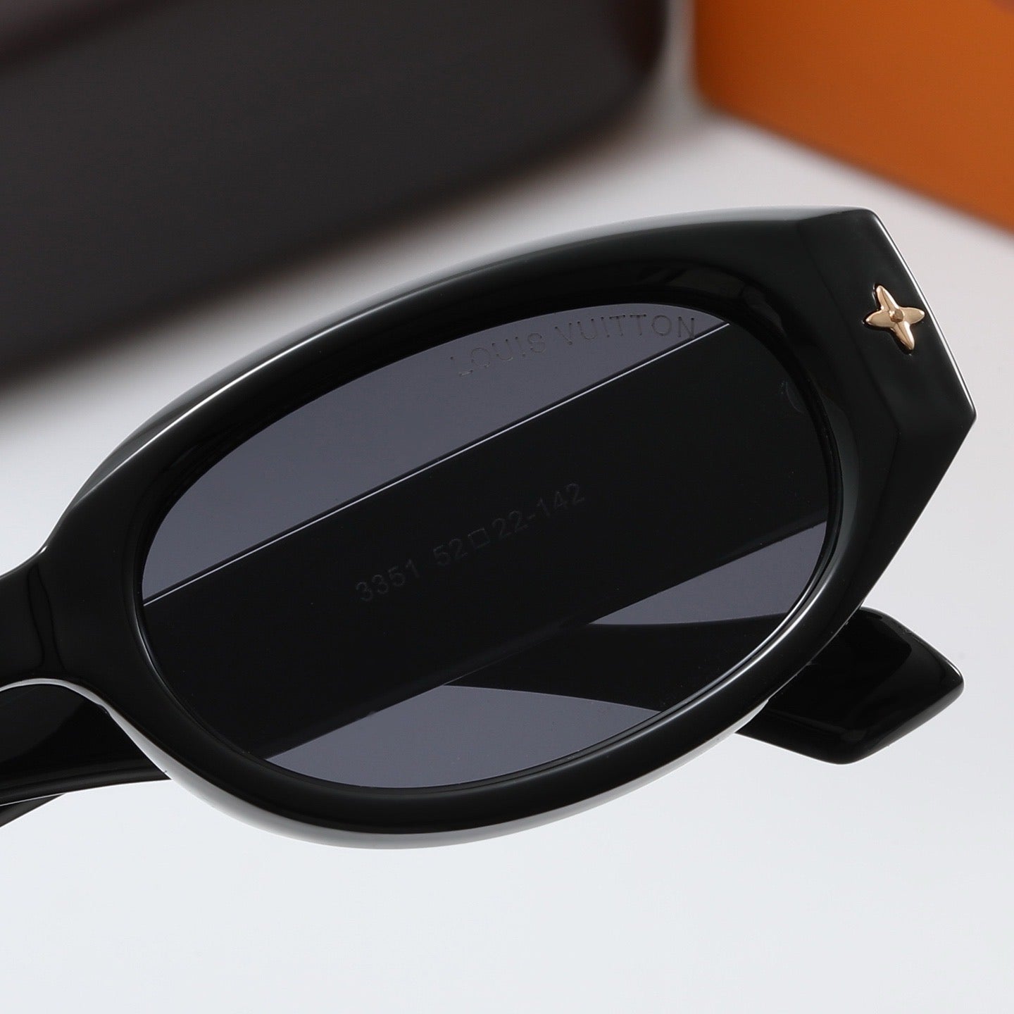 5 Colors Fashion Sunglasses 4194