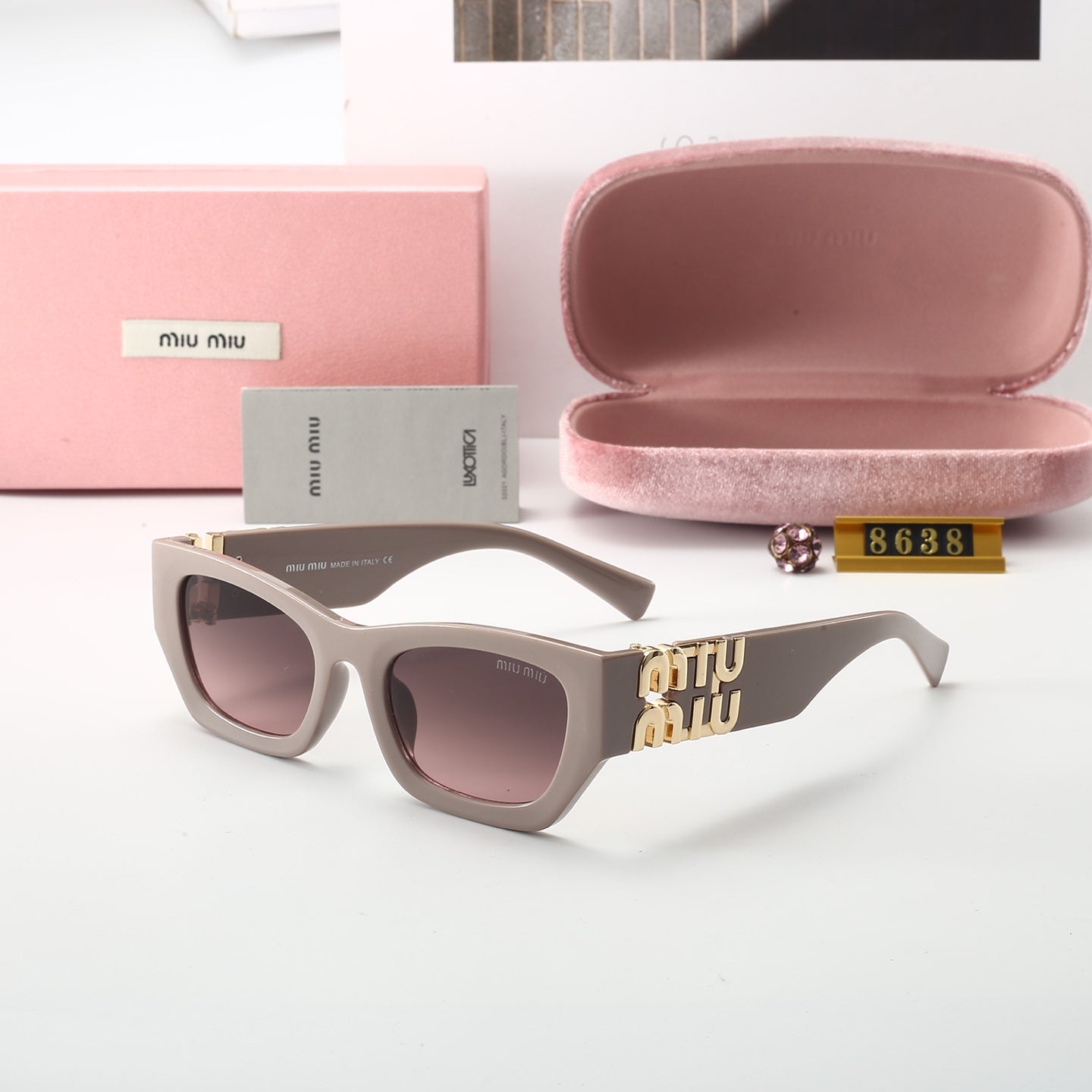 5 colors of fashionable and popular sunglasses 8638