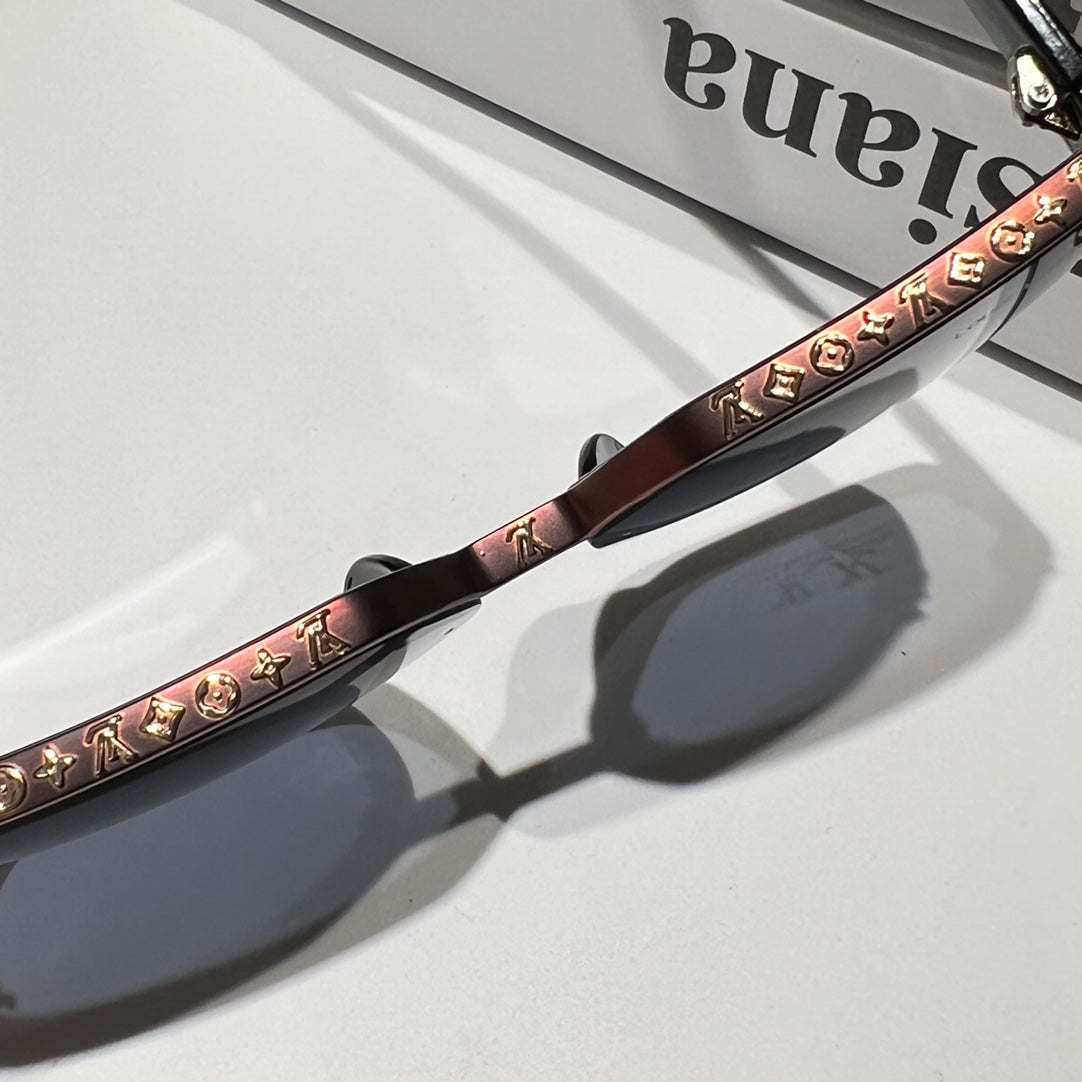 4 Colors Hot Sunglasses 8354