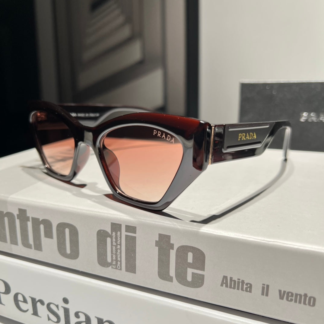 4 colors fashionable hot sunglasses D28
