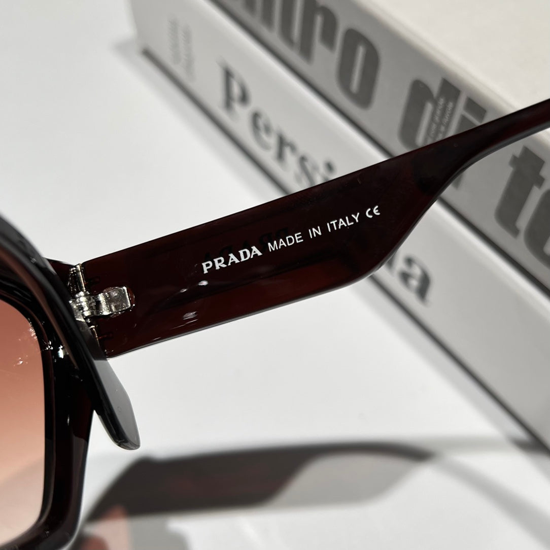 4 colors fashionable hot sunglasses D28