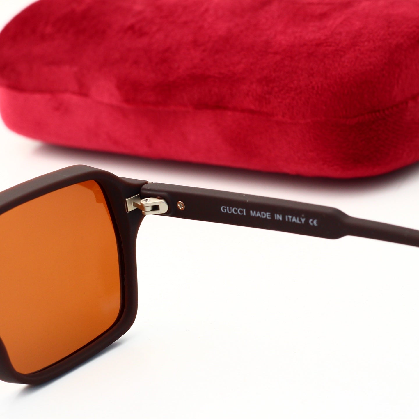 4 colors of trendy sunglasses 6107
