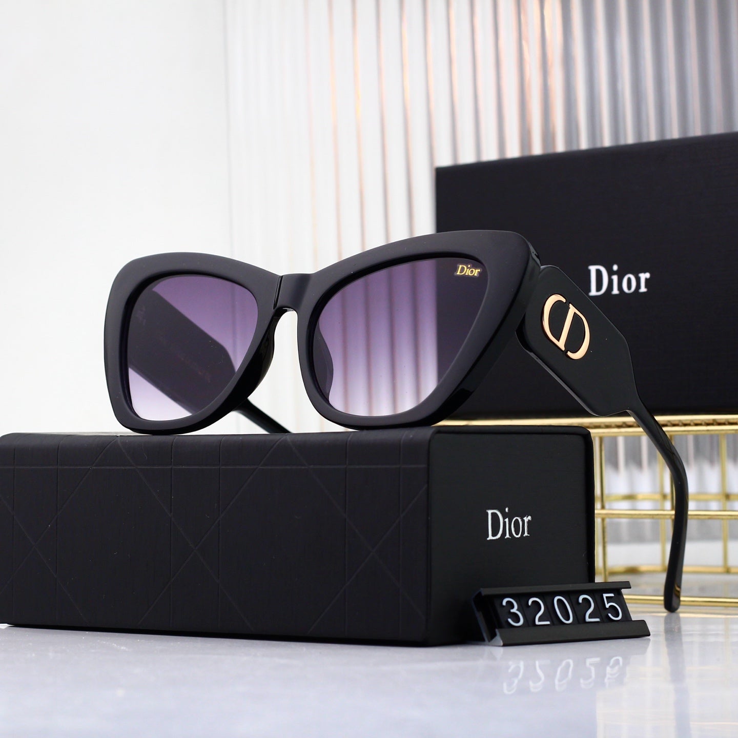 6 Colors Hot Sunglasses 32025