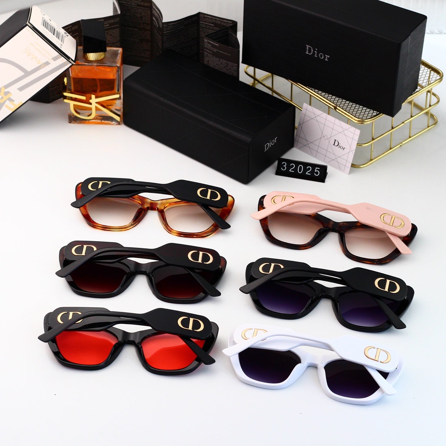 6 Colors Hot Sunglasses 32025