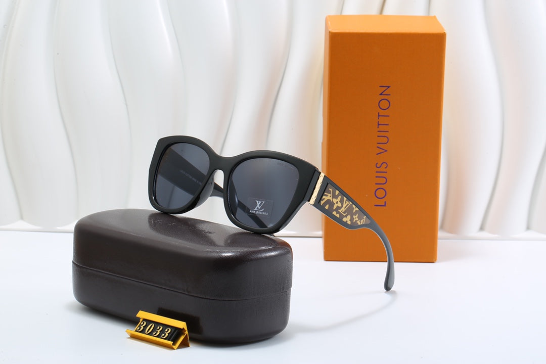 4 Color Trendy Sunglasses 3033