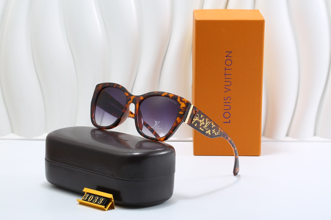 4 Color Trendy Sunglasses 3033