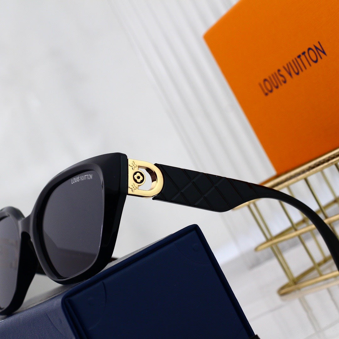 6 colors of fashionable and popular sunglasses 0649