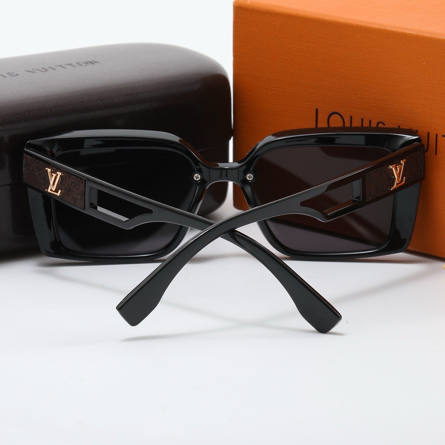 4 colors of fashionable and popular sunglasses 4159