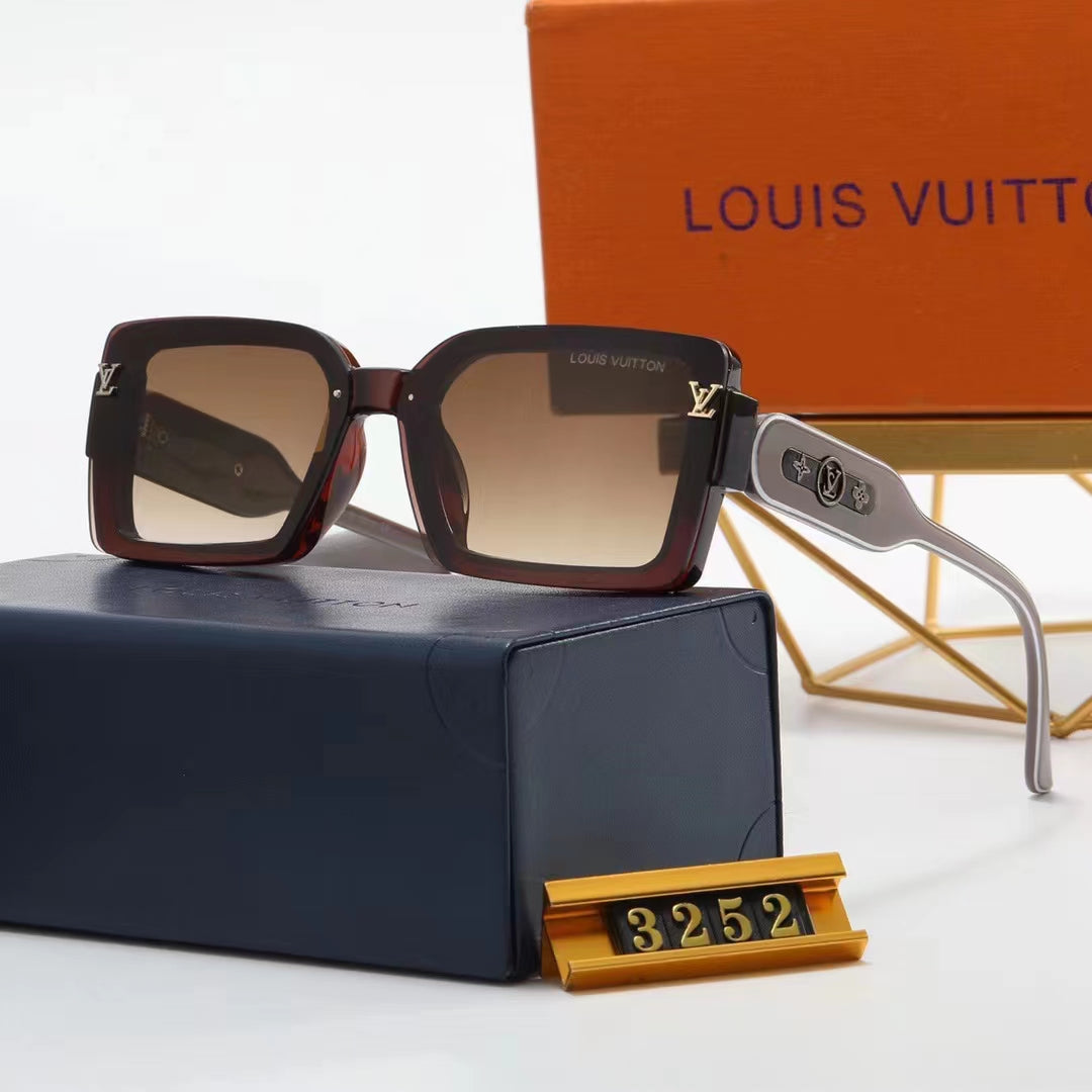 4 colors fashionable hot sunglasses 3252
