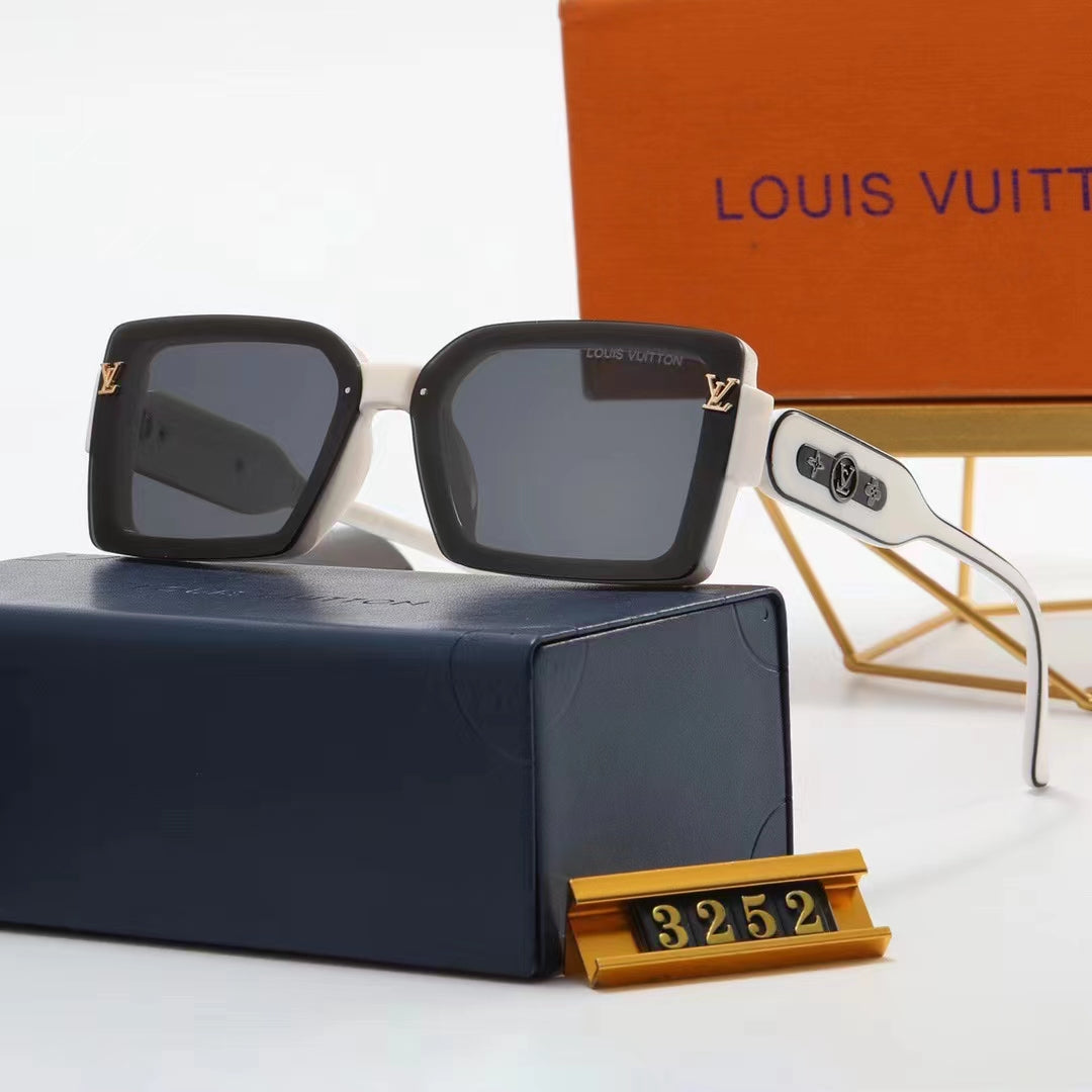 4 colors fashionable hot sunglasses 3252