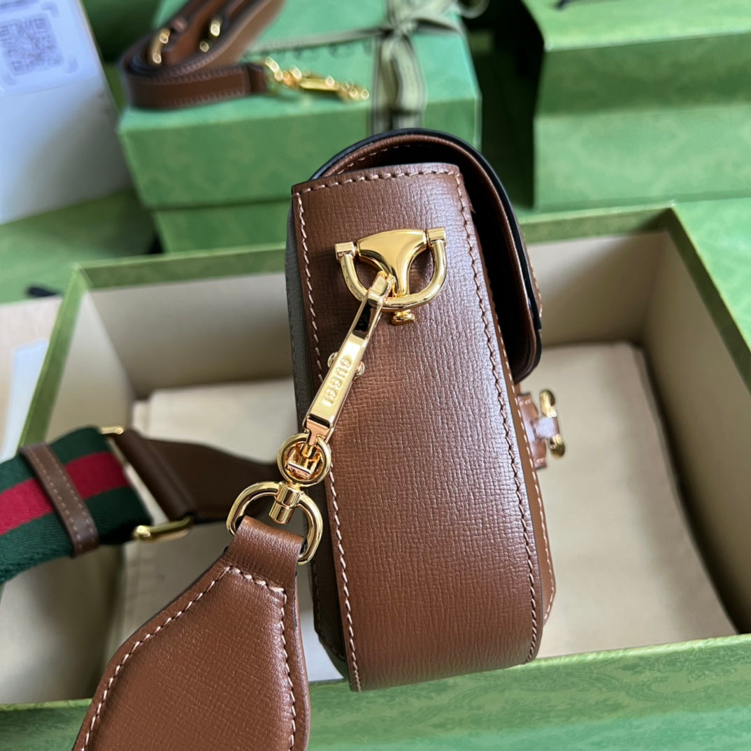 Small saddle bag