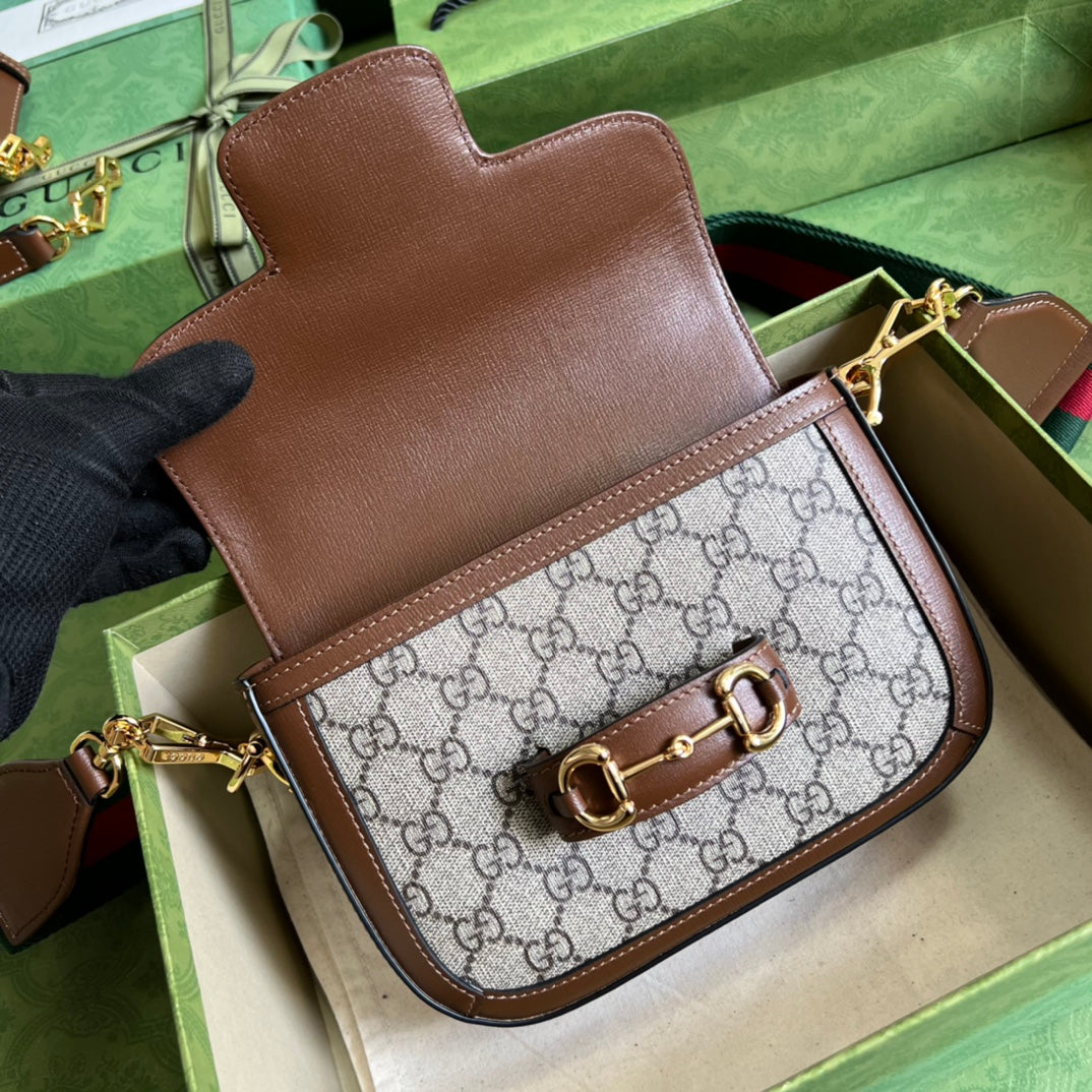 Small saddle bag