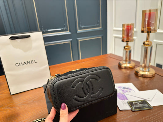 Handle box cosmetic bag