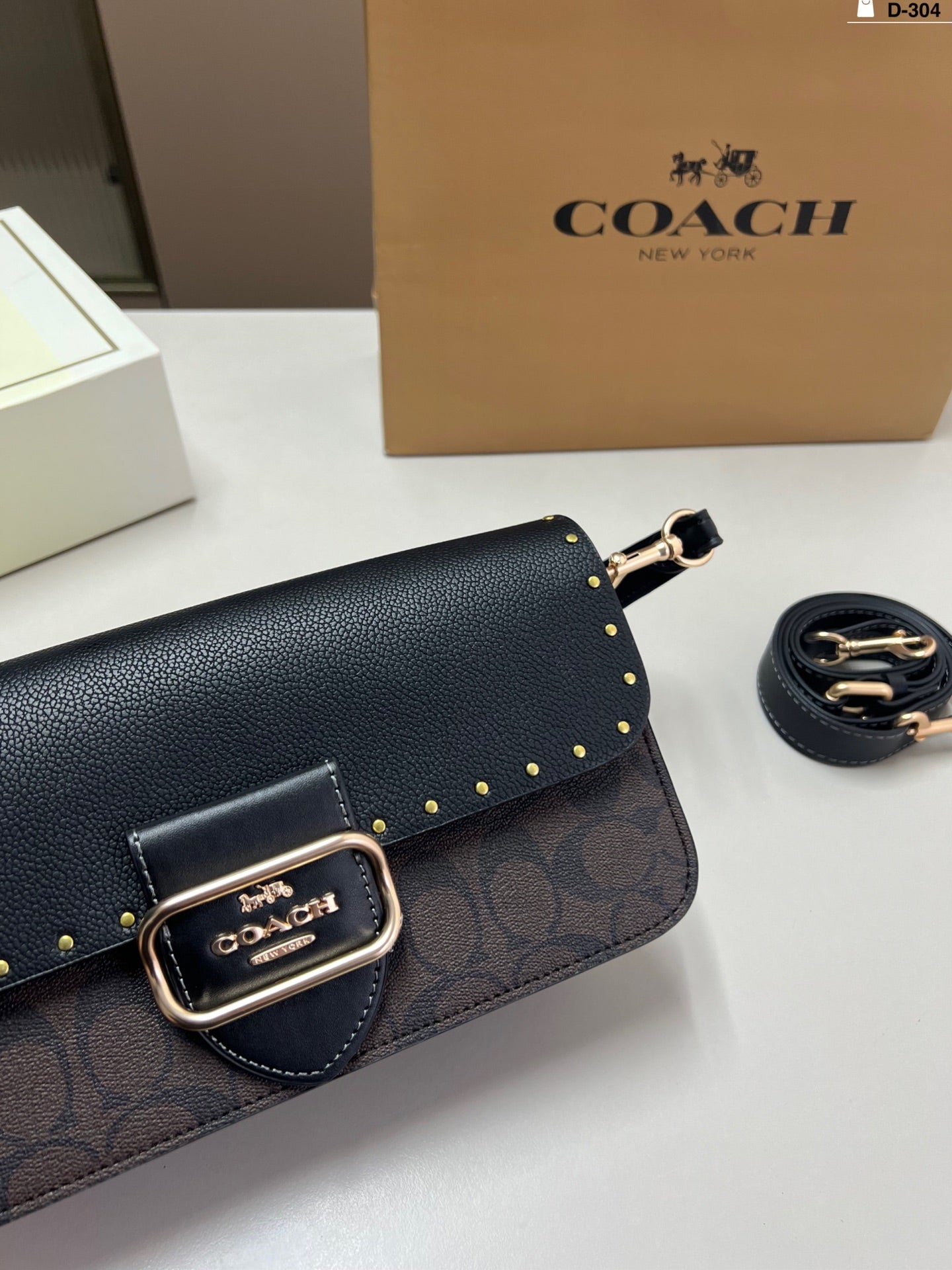 New baguette bag