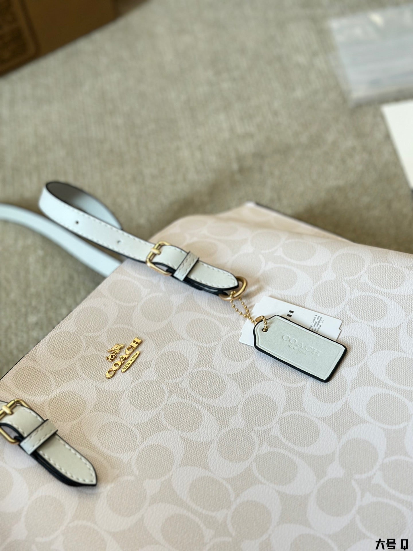 Practical style Multi-purpose lining with logo