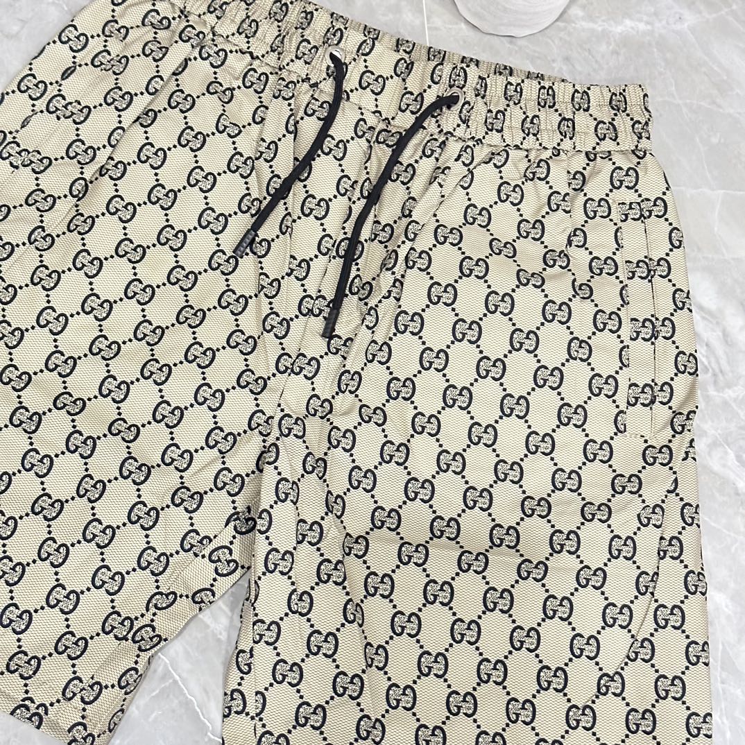 Practical and functional new classic casual beach shorts