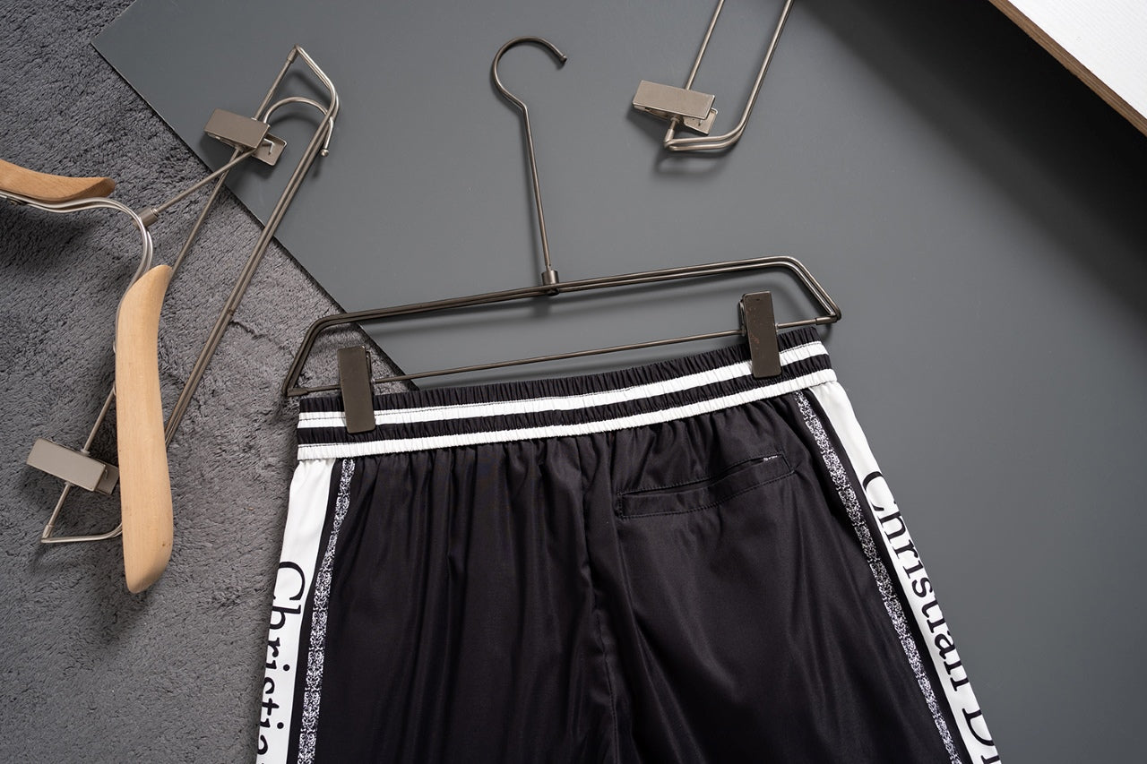 New classic black white trim quick-drying casual beach shorts