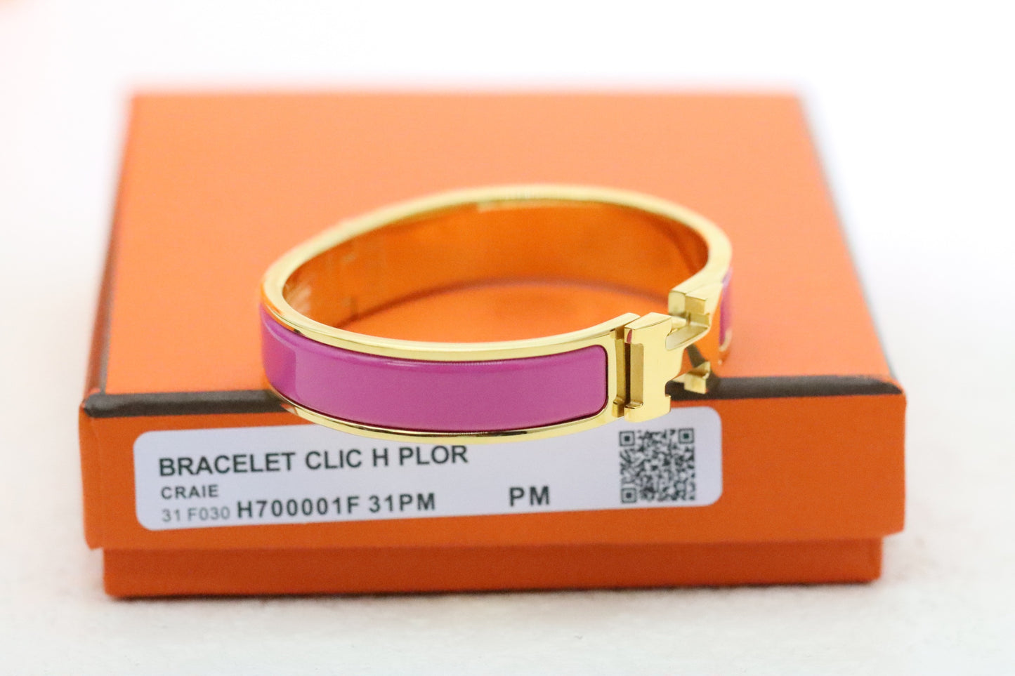 Gold enamel bracelet