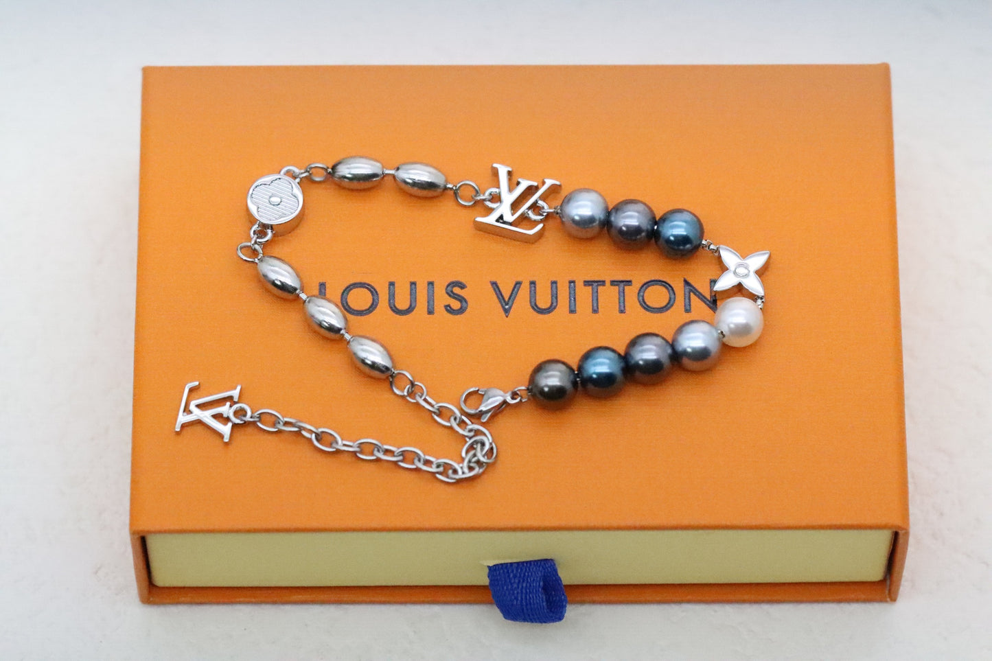 Colorful Pearl Floral Letter Bracelet