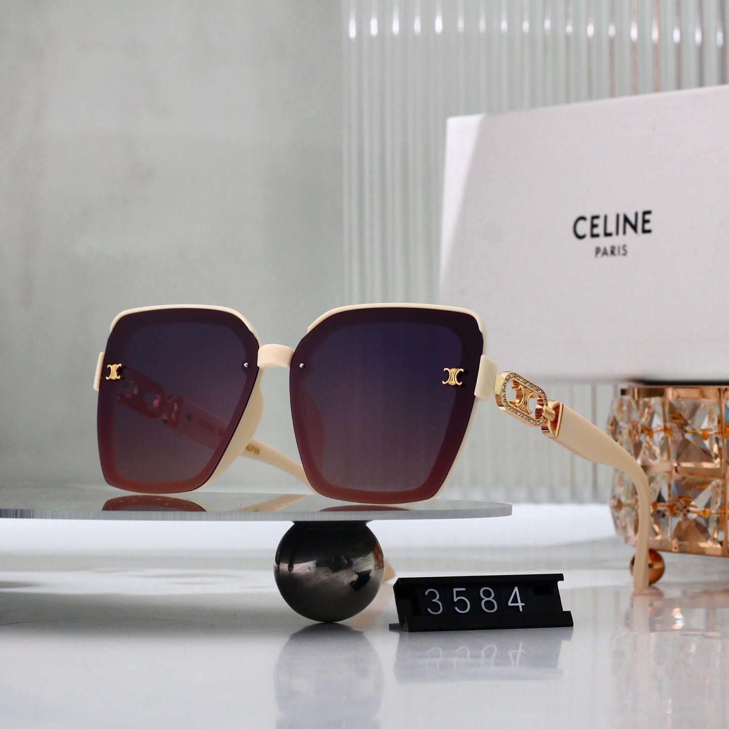 New Full Frame Square Sunglasses
