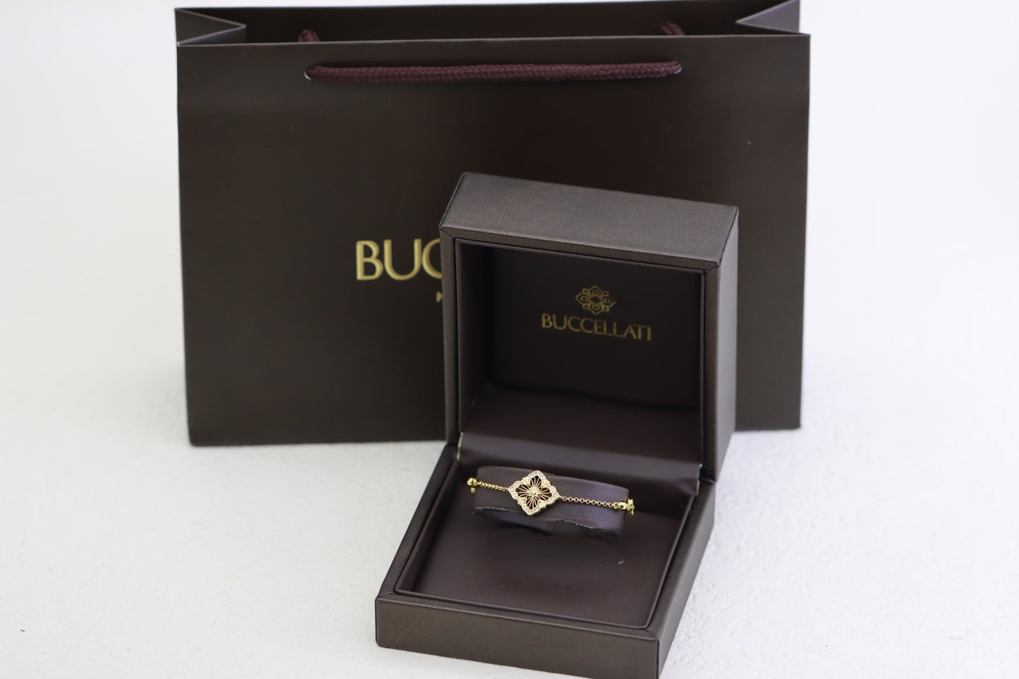 Gold hollow diamond four-leaf clover double-sided bracelet