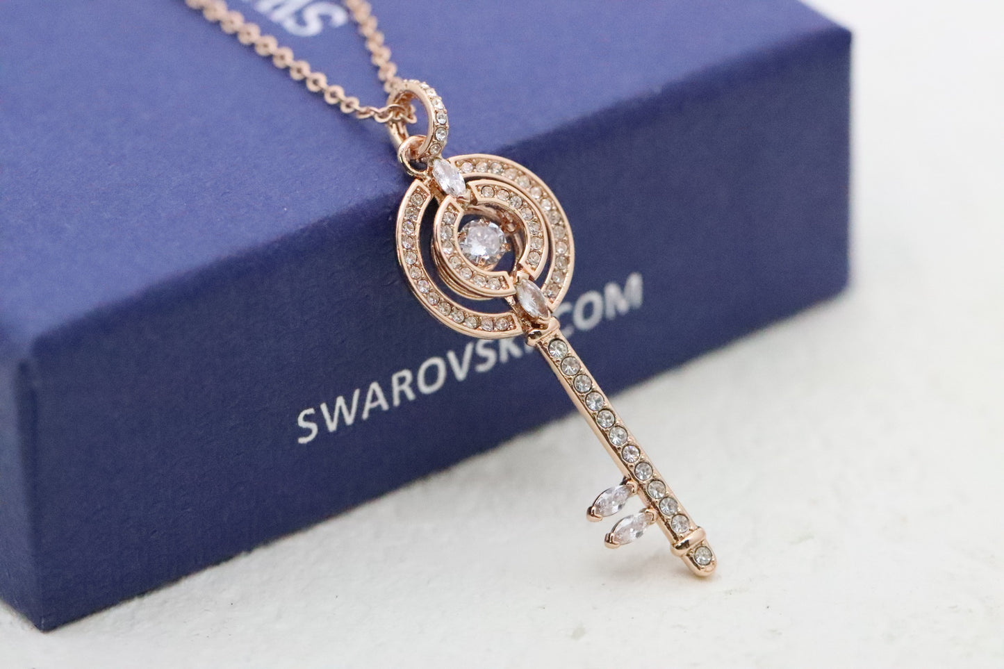 Rose Gold Beating Heart Key Clavicle Necklace