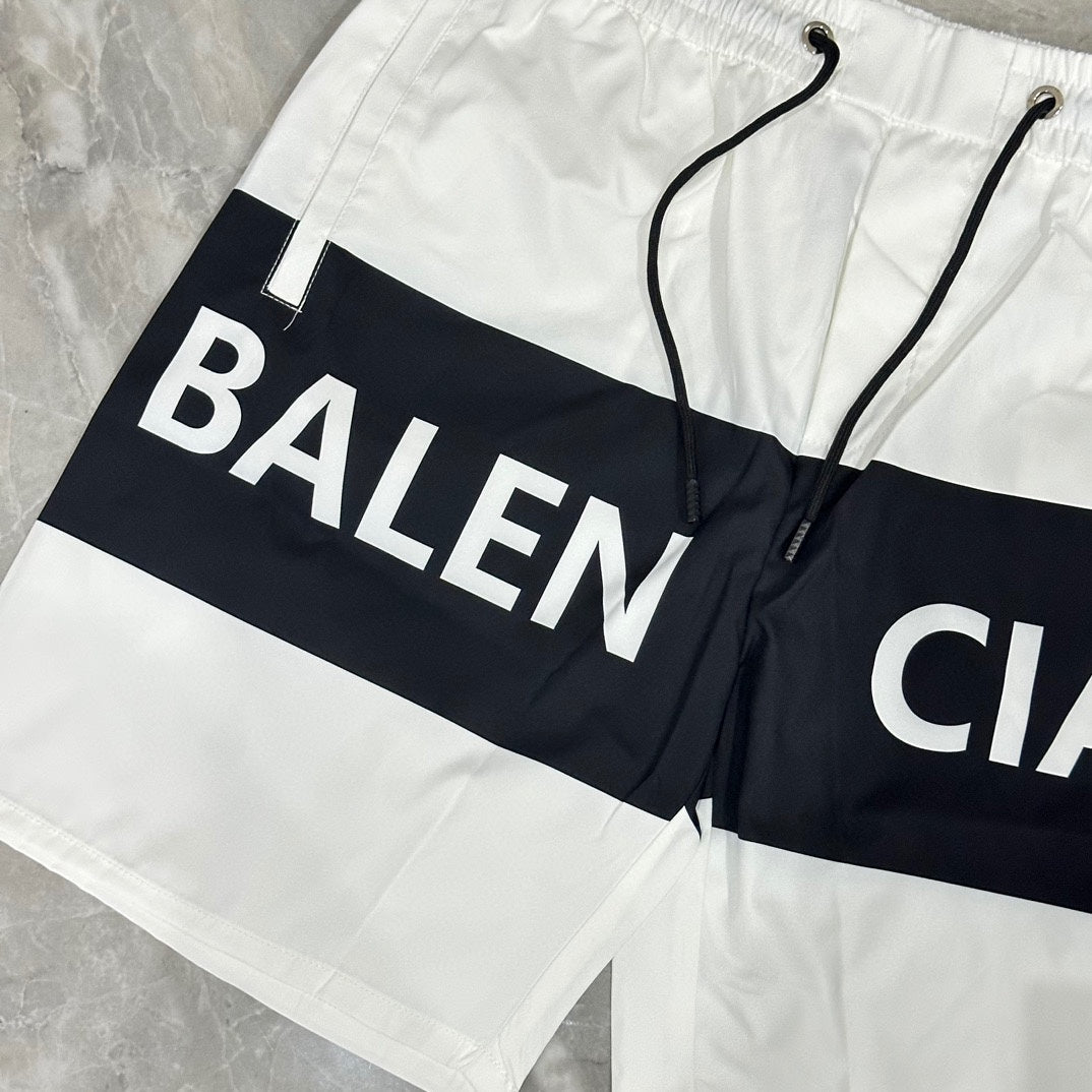 Black and white quick-drying beach shorts