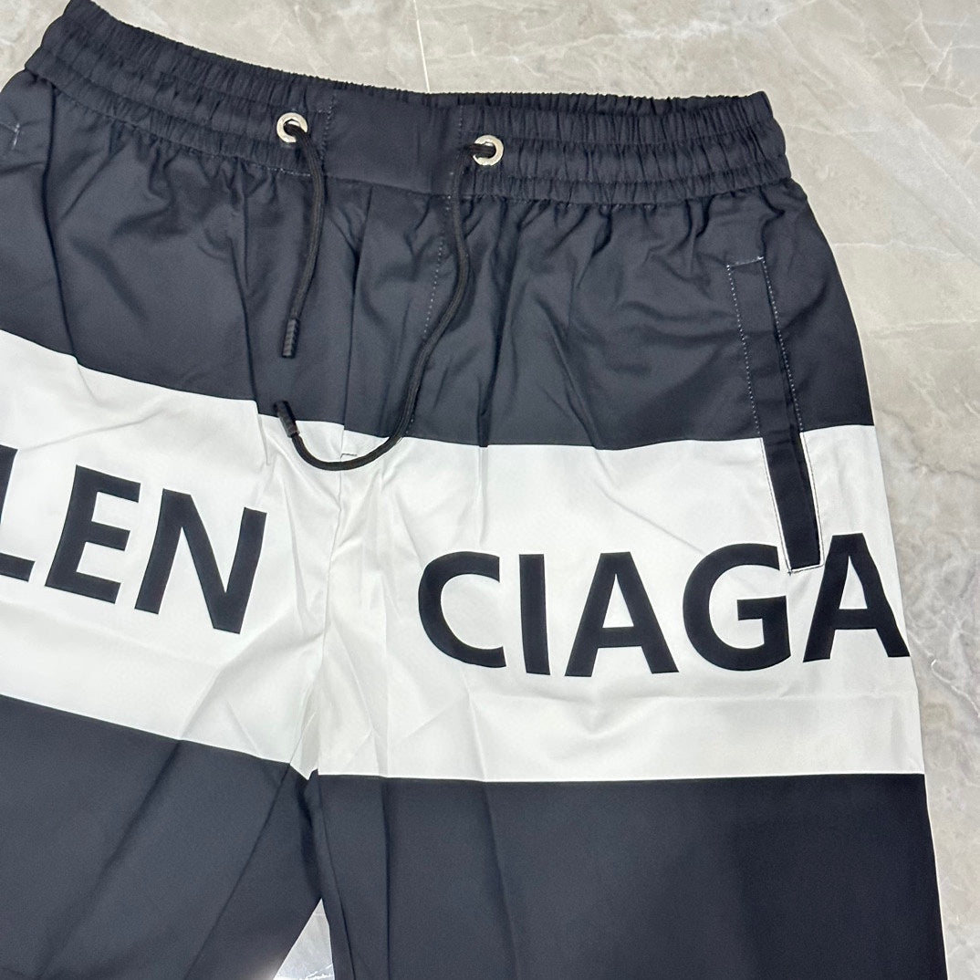 Black and white quick-drying beach shorts