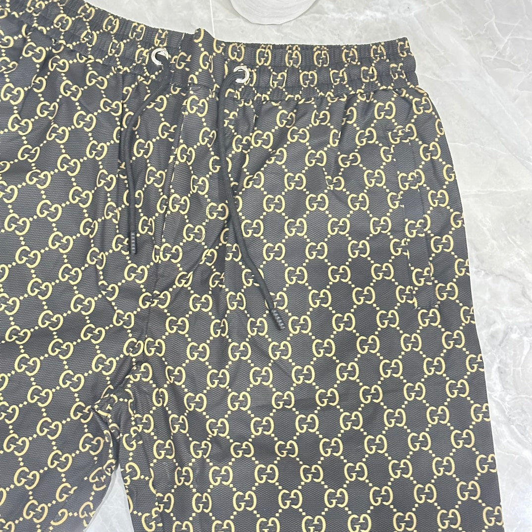 Practical and functional new classic casual beach shorts