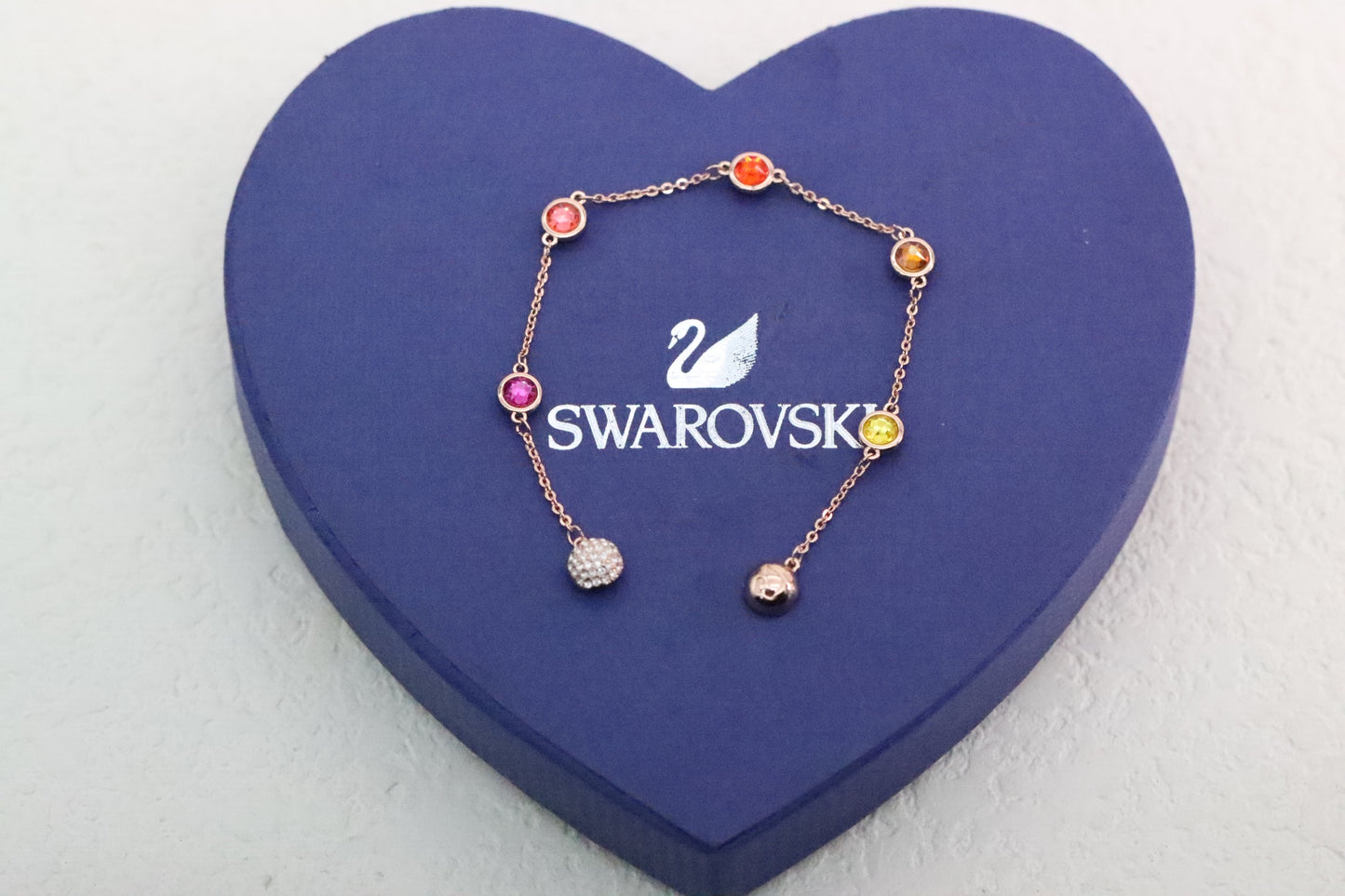 Rose gold colored crystal magnetic bracelet