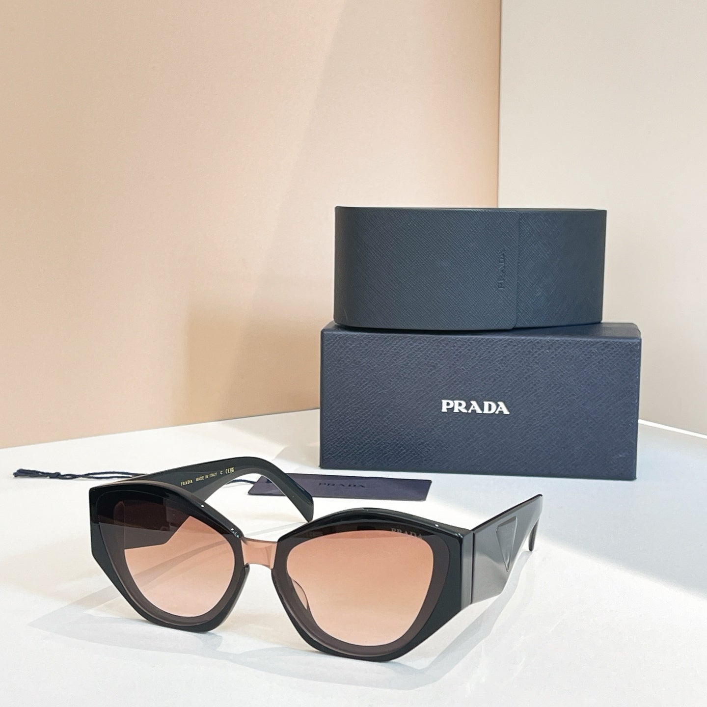 Full frame sunglasses