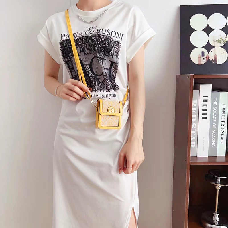 Vintage Embossed Small Mobile Phone Bag