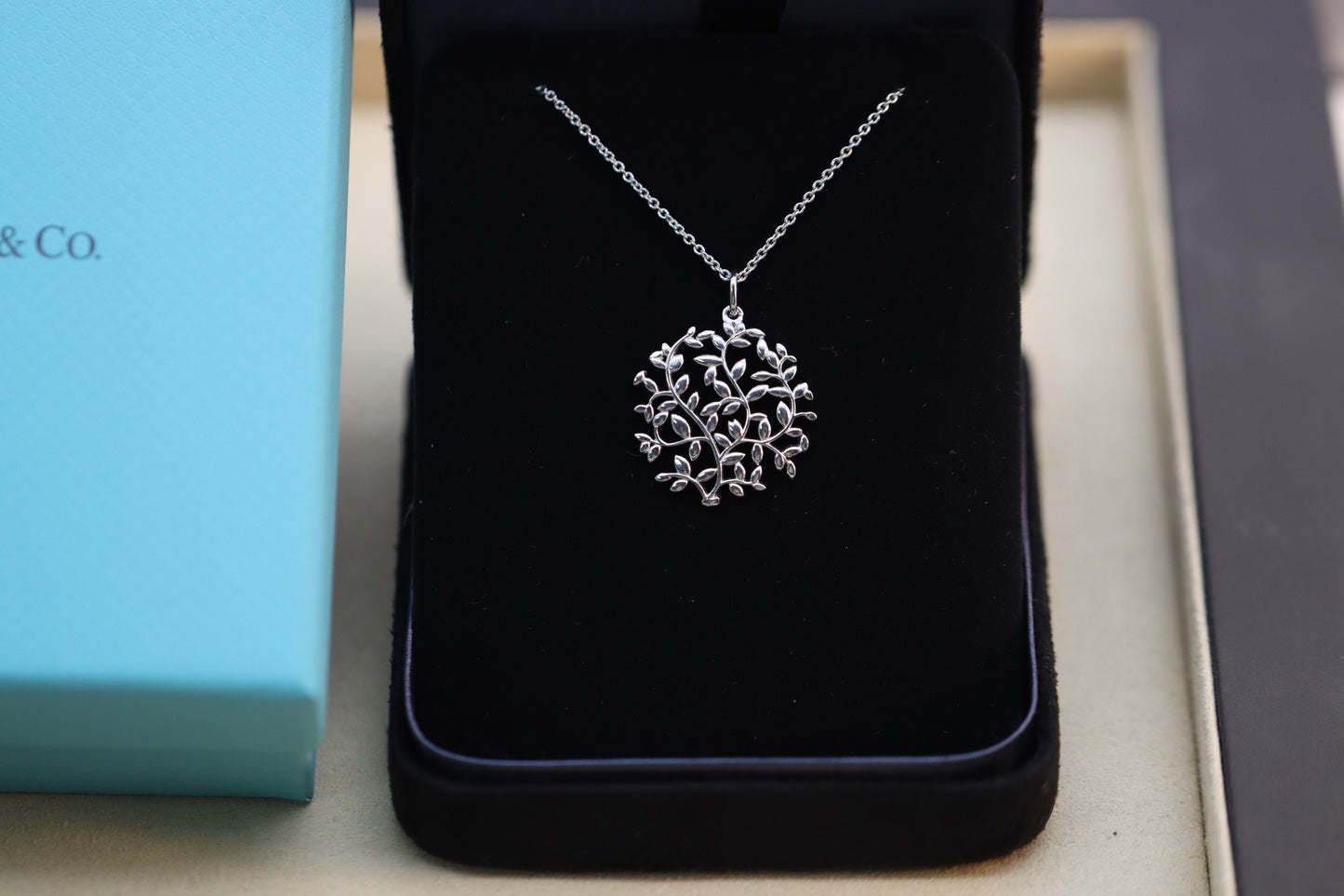 silver leaf necklace