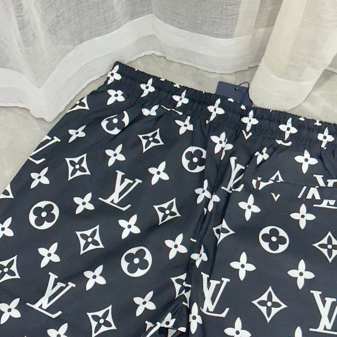 New classic portrait casual beach shorts