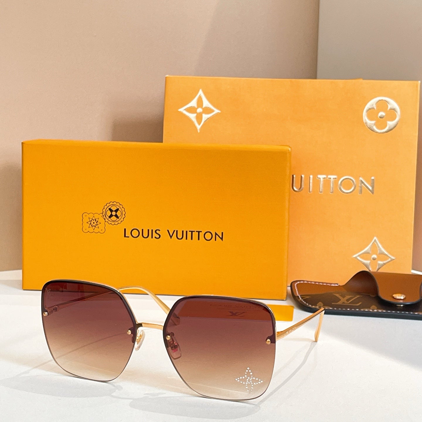 New Prismatic Gradient Sunglasses